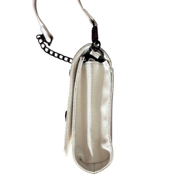 Betsey Johnson White And Black Skull Embellished Crossbody Bag - Picture 6 of 7